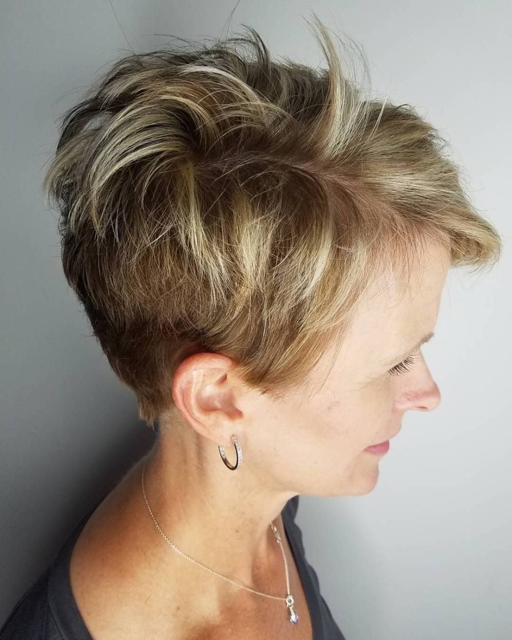 Over Short Layered Pixie